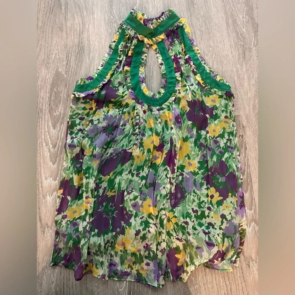 True Couture Floral Halter Top, size Small, EUC - Picture 4 of 12